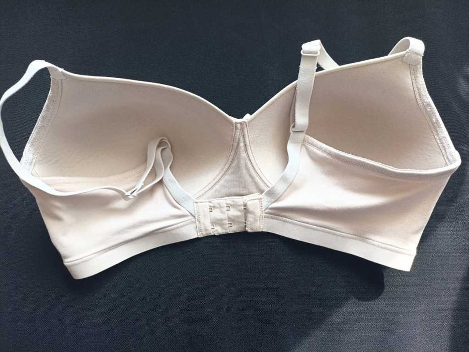 Marks & Spencer EUR 75D Бюстгальтер поролон без косточки бежевый