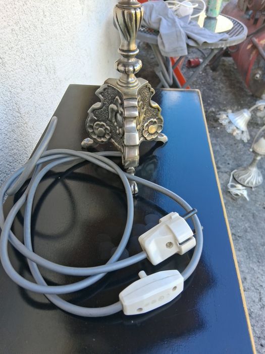 Piękna stara lampa.