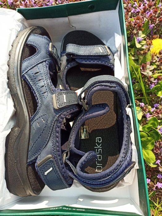 Сандалі кожані braska оригінал 42р 275мм