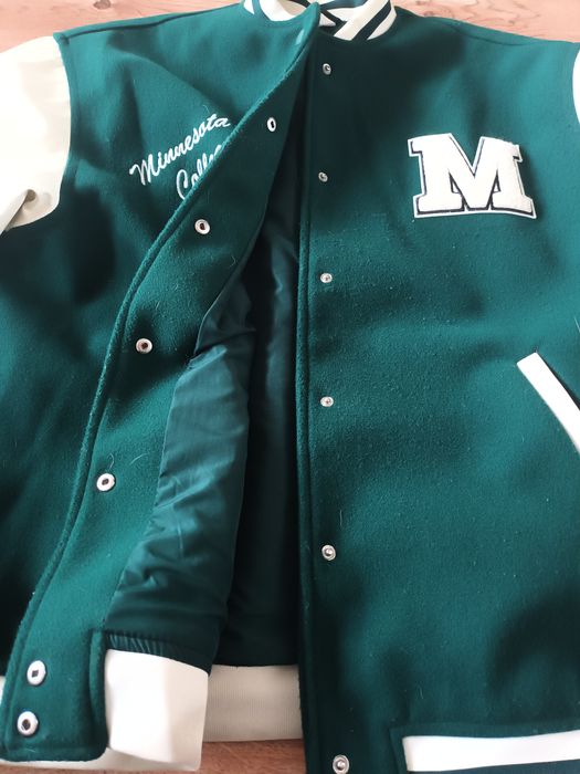 Kurtka bejbolowa Minnesota College
Kurt