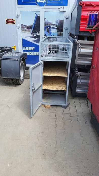 skrzynka narzędziowa zakabinowa - nowa  producent