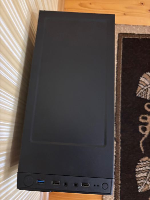 Компʼютер (деталі в описі)