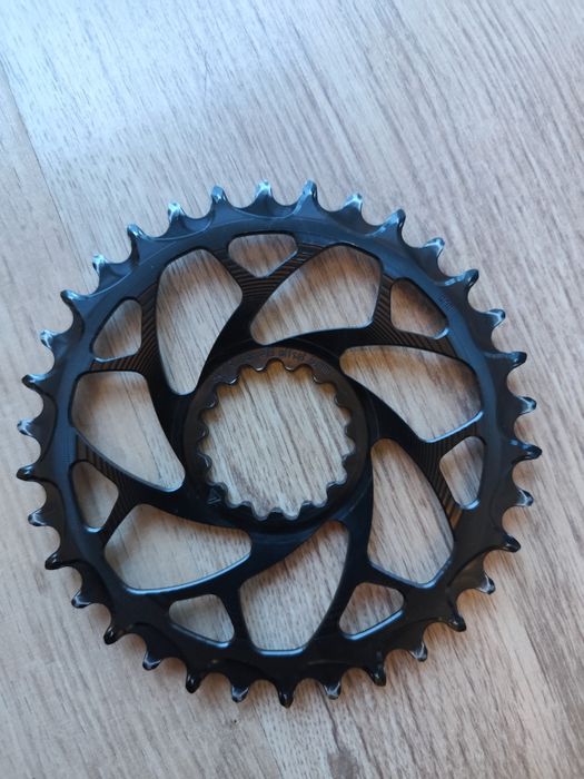 Tarcza mechanizmu korbowego ( zębatka ) 34T