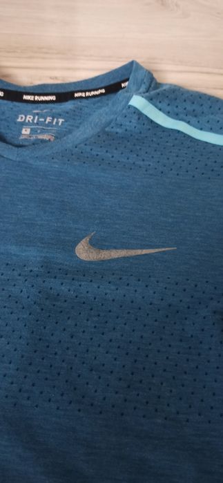 T-shirt Nike dri-fit S