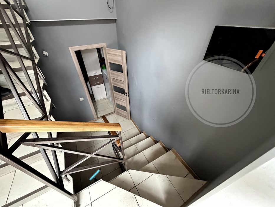 Нікольська/Маріупольська 65м2 приміщення в оренду.Фасадний вхід