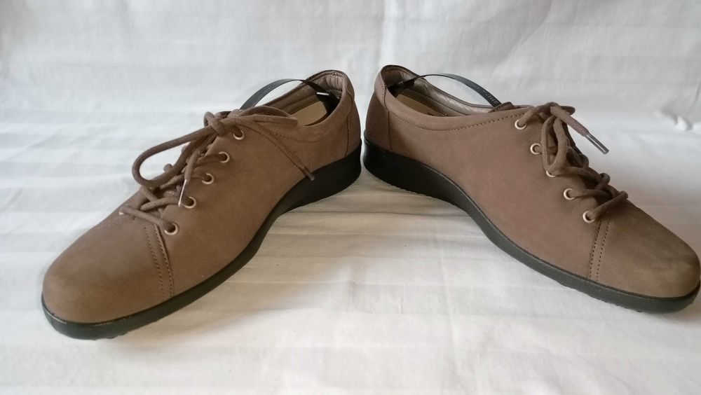 Hotter roz.41 / UK 7 /- dł. wkł.26,5 cm- skóra- super stan
