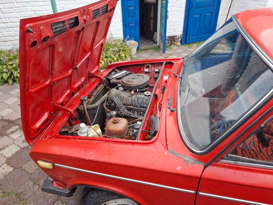 Автомобіль Ваз 2106