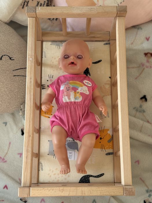 Ліжко та лялька baby born