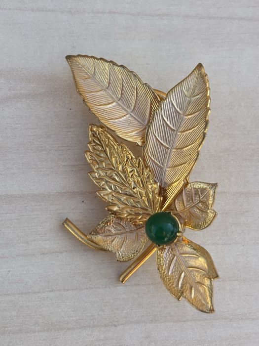 Брошка продам  продам