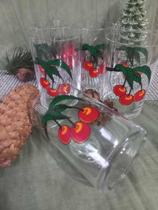 Stare szklanki PRL 6 sztuk