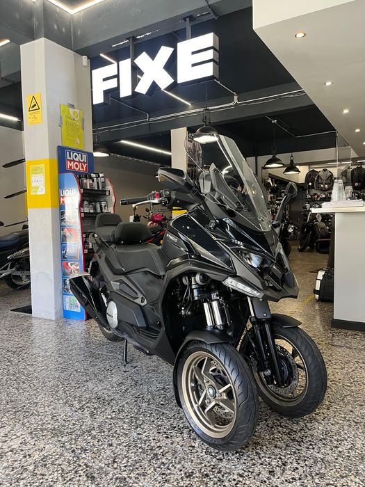 Kymco CV3 550 cc, de 2025 com 5523 Kms. Segura, Distinta, Carta de Carro