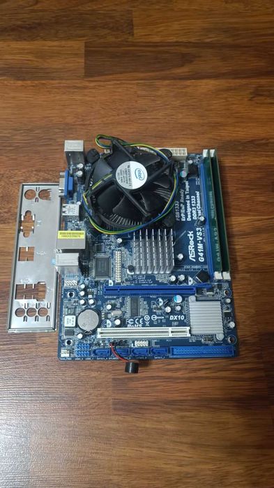 Комплект материнська плата AsRock G41M-VS3, Celeron E3500, ОЗУ 4 Gb