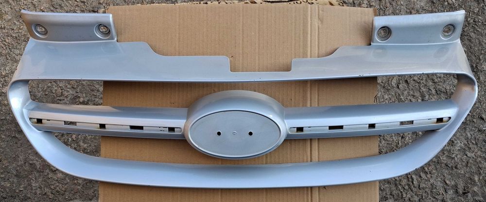 Решетка радиатора для Hyundai Getz - кат.номер  86361-1C310