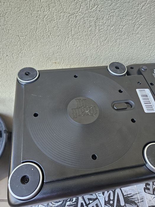 DJ Hero Wireless Turntable Controller - PlayStation 3