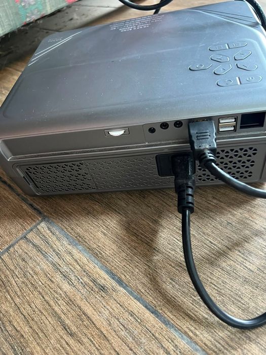 Проектор everycom 1080 full hd