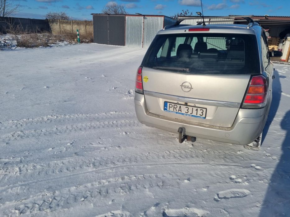 Opel Zafira B.