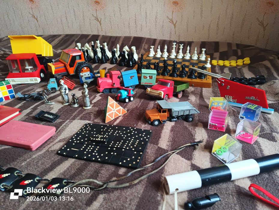 Машинки игрушки винтажные времён СССР