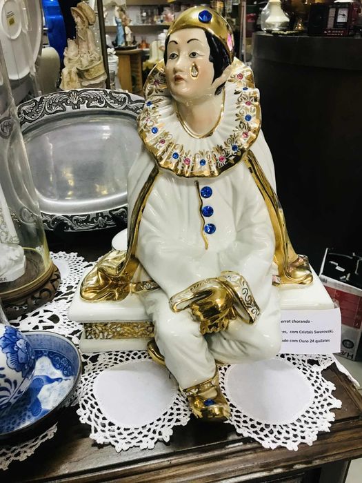 Escultura Limoges Pierrot