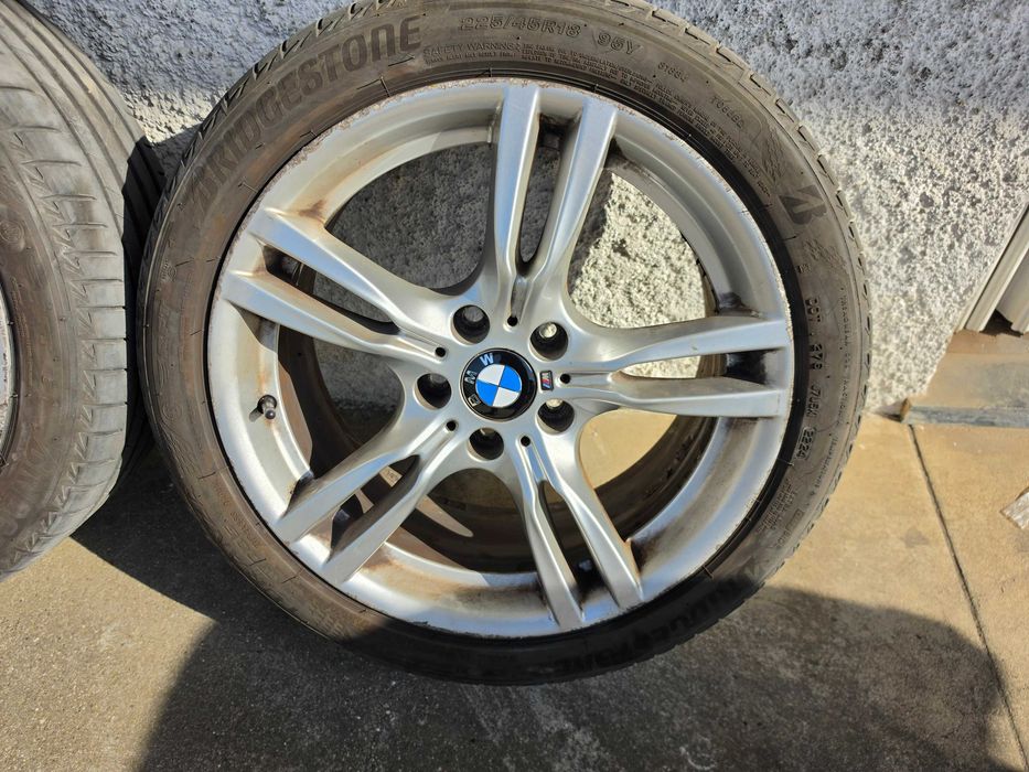 Jantes BMW 18" Pack M com Pneus 225.45.18 + 255.40.18