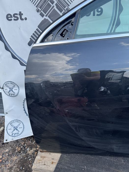 Двері передні задні ліві праві Opel Insignia Універсал
