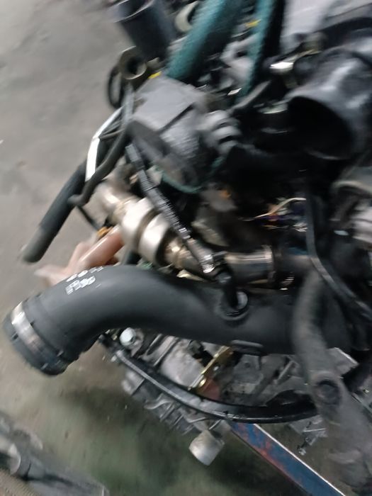 Motor de Renault Trafic 1900 CDTI completo