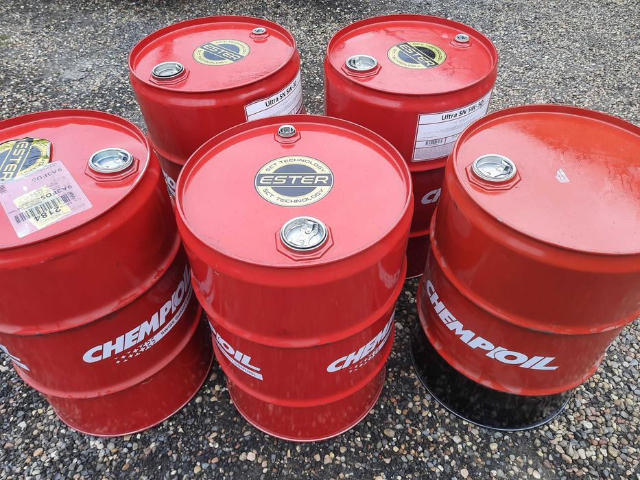 Beczki  60l. 60 l. beczka po oleju stan bdb.