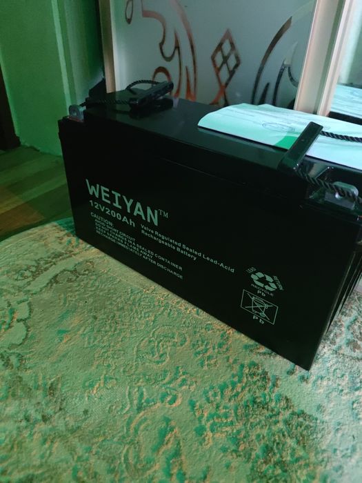 Аккумулятор  AGM 200 A.