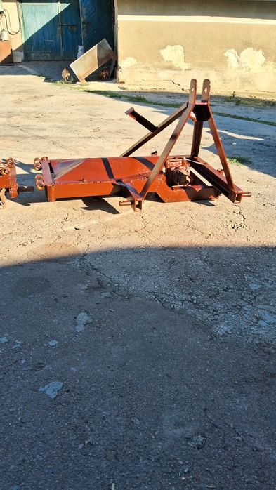 Грунтофреза фреза пристовбурова садова бічна