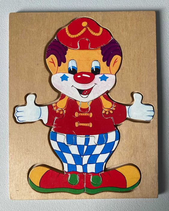 4 Puzzles de Palhaços + Caixa