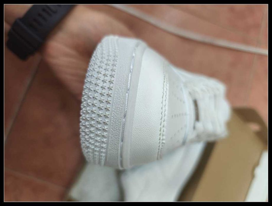 Nike, damskie buty do biegania, białe, rozmiar 38