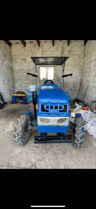 Мототрактор дв18 з навісним обланданням