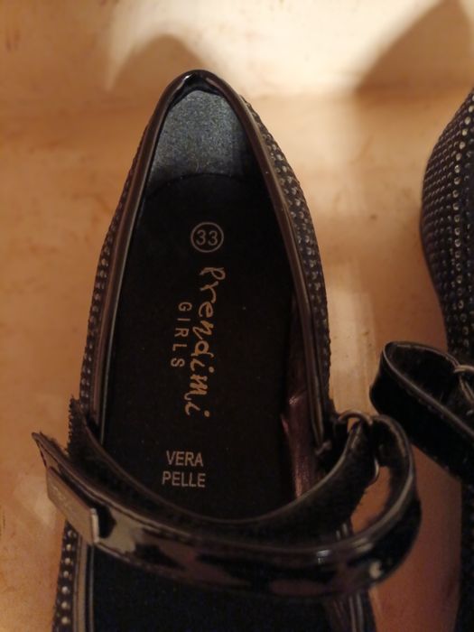 Продам нове взуття ,33р.