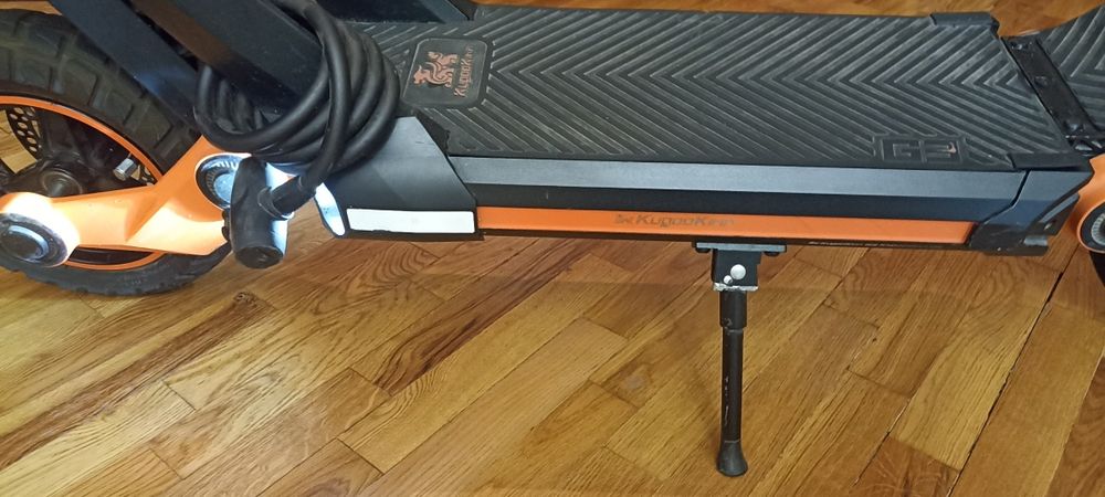 Електросамокат Kugo G3