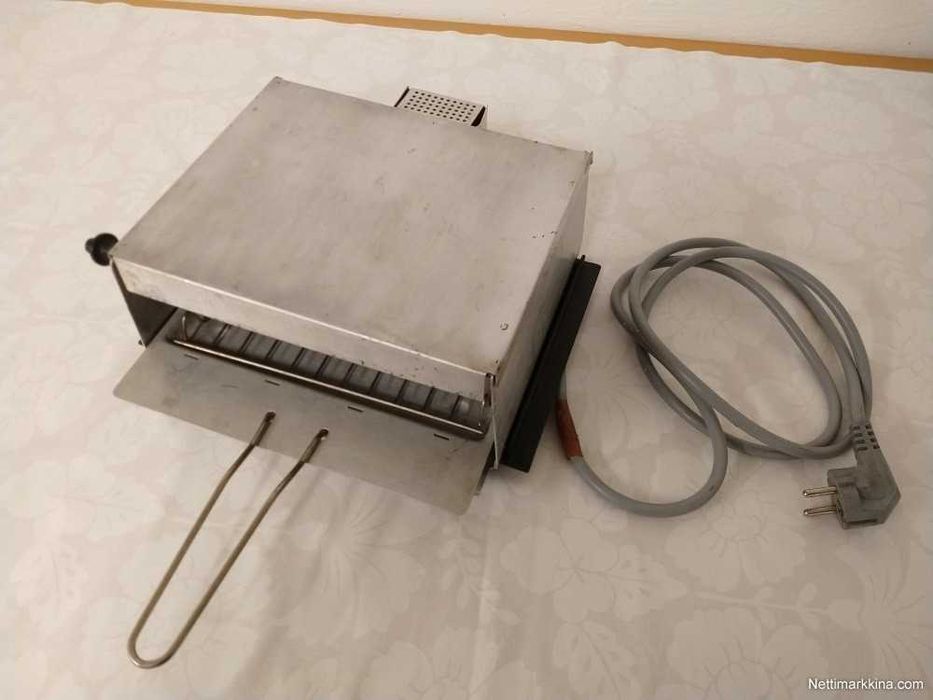 Grill  elektryczny  DDR  VINTYC