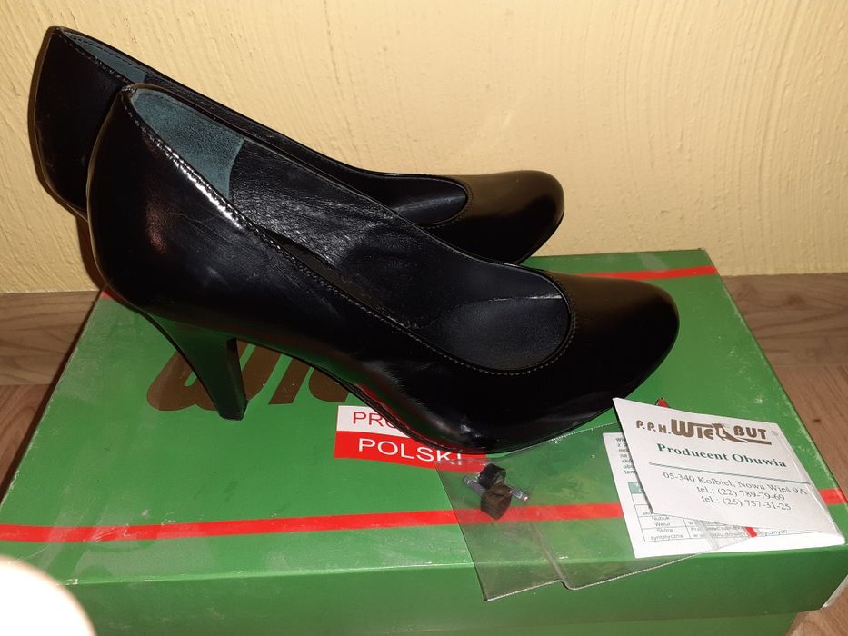Buty czółenka czarne r 35
