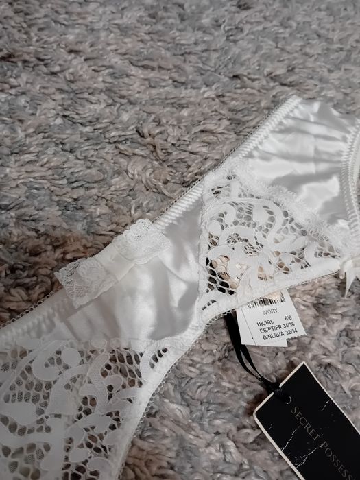 Piękny pas do pończoch Secret Possessions Nowy