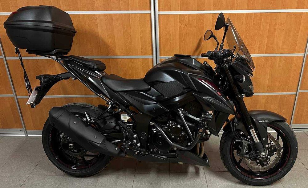 SUZUKI GSX-S750 2017 г.в.