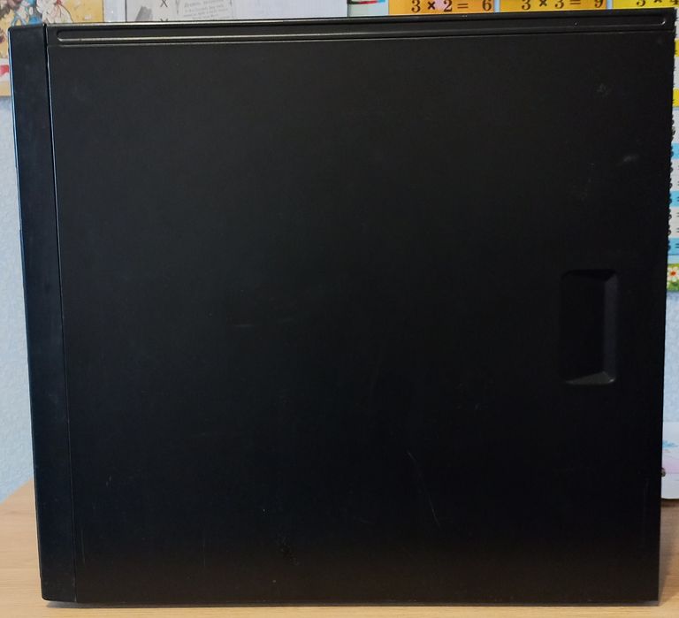 Системний блок + монітор та колонки