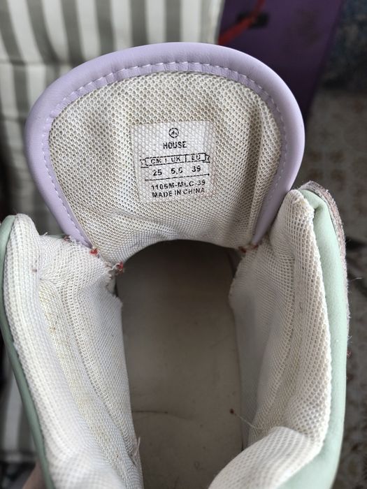 Продам 4-пары  оптом за 2000-грн