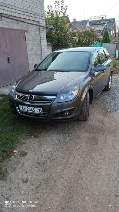 Продам авто Опель Астра Н