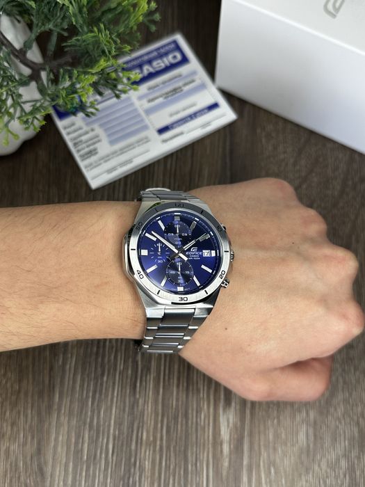 З гарантією / Новий оригінальний Casio Edifice EFV-640D-2A