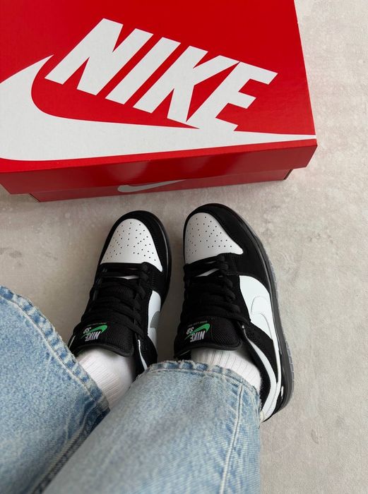 36-45 Nike SB Dunk Staple Panda Pigeon