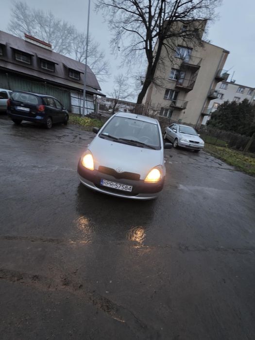 Toyota yaris 1.0
