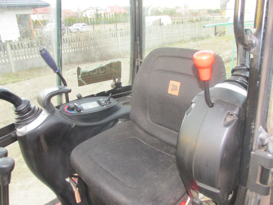 mini koparka JCB 8018
