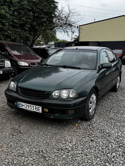 Продам Toyota Avensis 2л Бензин Механика
