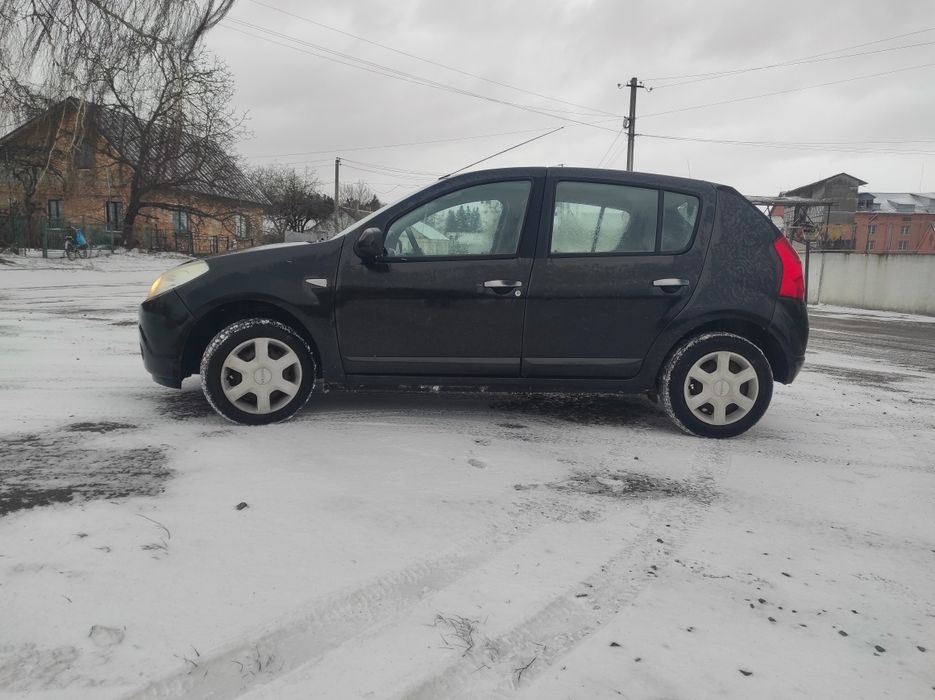 Дачія сандеро 1.4 Газ-бензин з кондиціонером