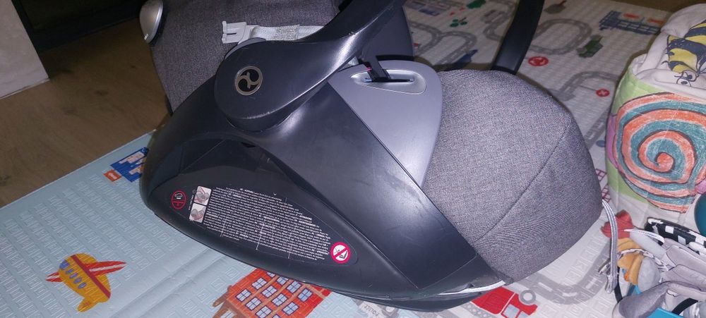 Автокресло Cybex cloud q