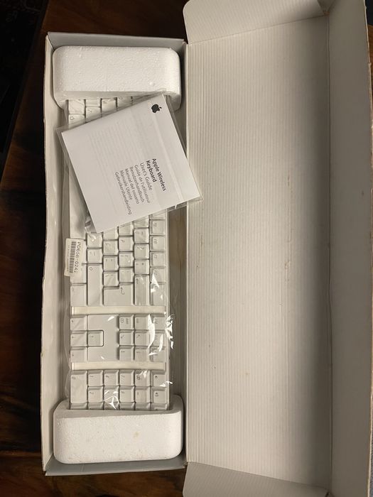 Teclado raro Apple a1016 de 2003 excelente estado