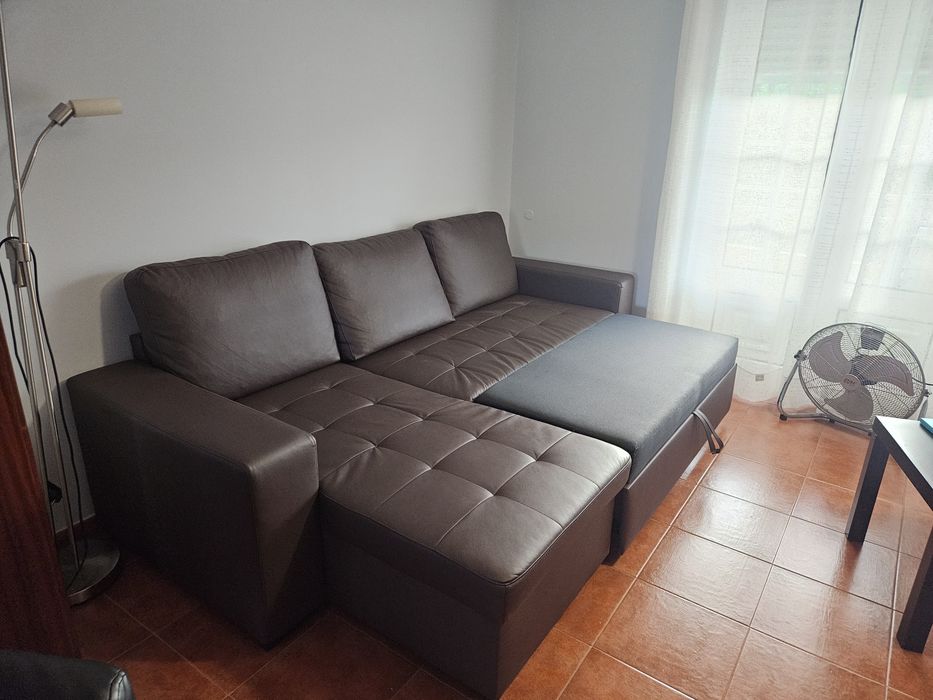 Sofá cama  com  chaise longue