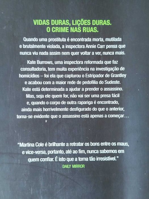 Livro Ruas Escuras de Martina Cole
